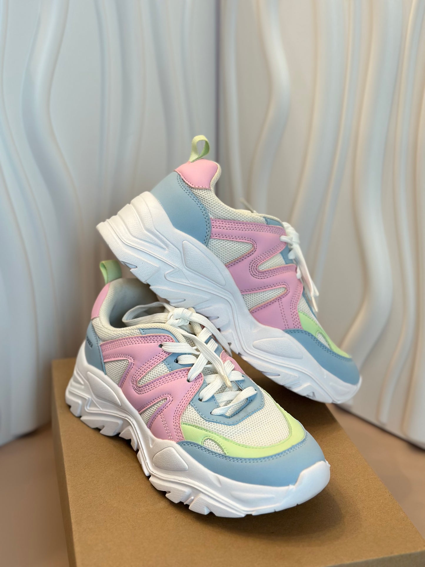 Steve Madden Accurate