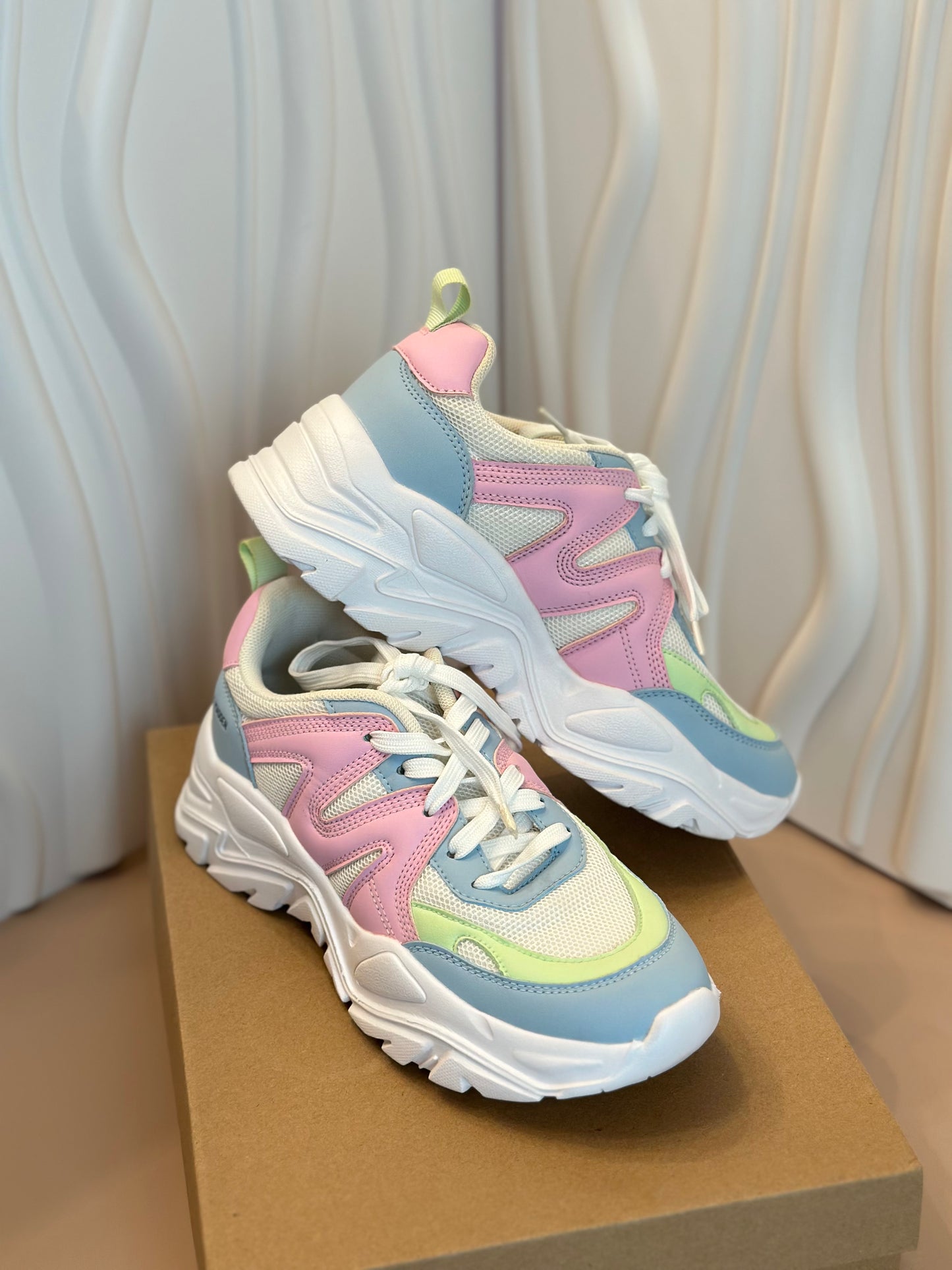 Steve Madden Accurate