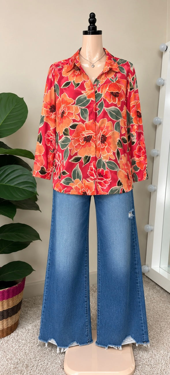 Blusa Floral Roja de Manga Larga