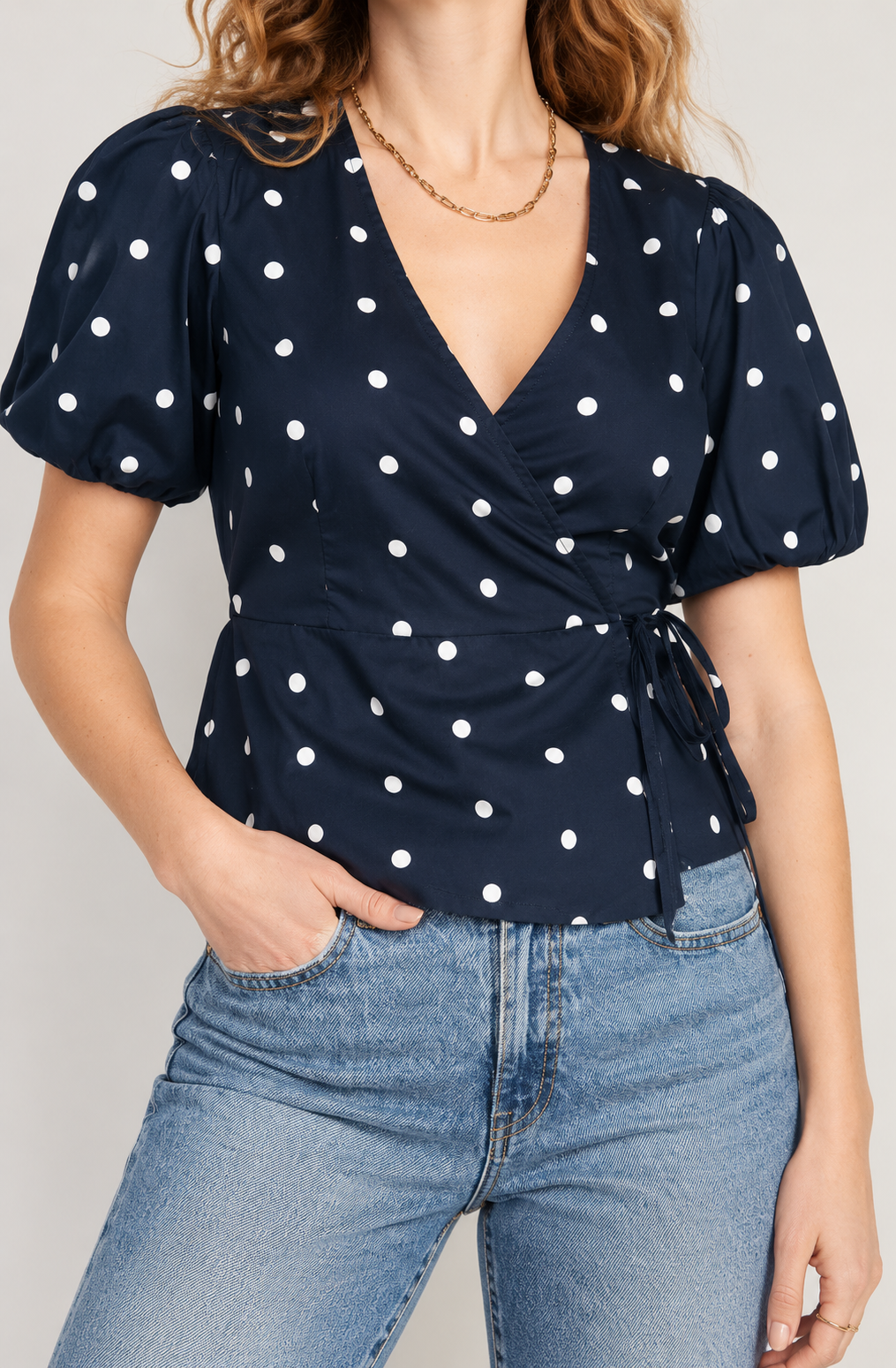 Blusa Azul Marino de Lunares