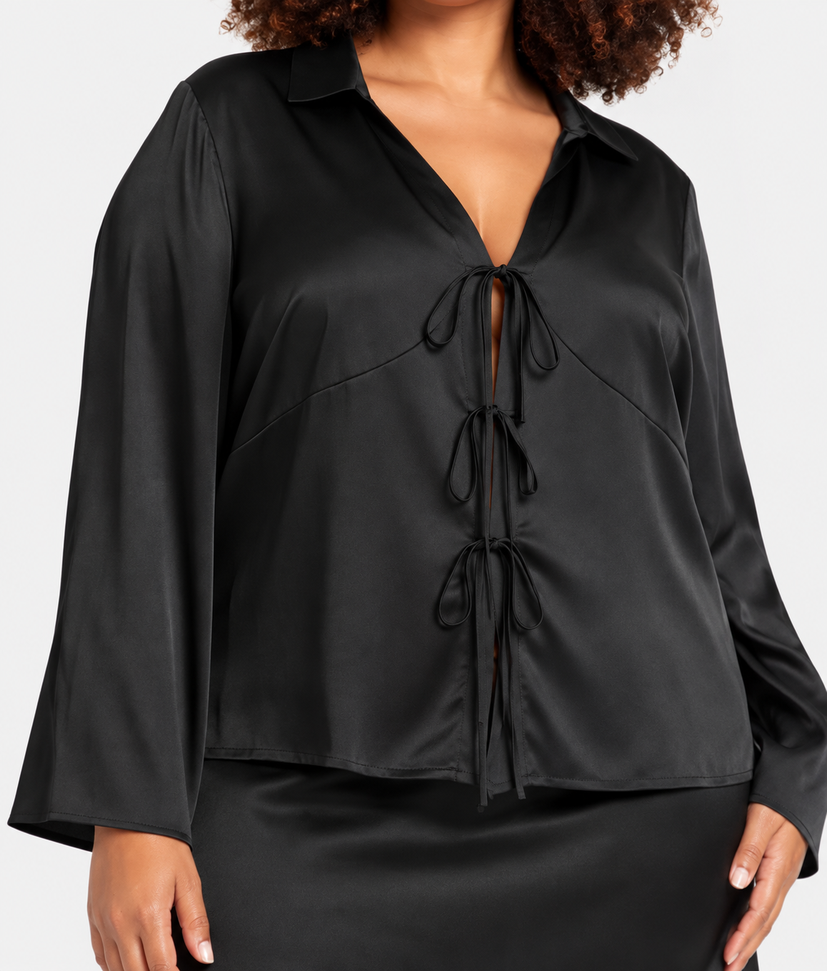 BLUSA Satinado Negro