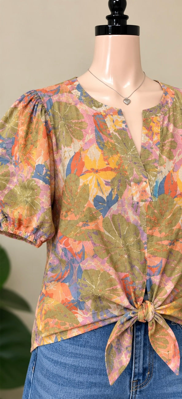 Blusa Floral Multicolor con Nudo Frontal