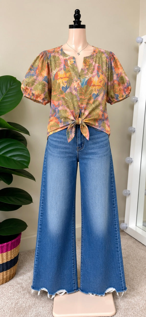 Blusa Floral Multicolor con Nudo Frontal